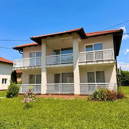 Villa Prestige Deluxe River Luka